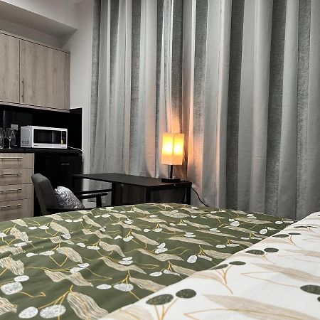 Grand Bleu - London - Next To Piccadilly Line Tube Station & Brand New Facilities Hotel Exterior photo
